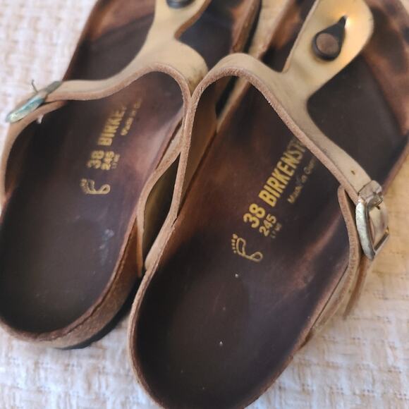 Birkenstock Gizeh Leather Gold Sandals Women's Size 7 - Picture 5 of 10